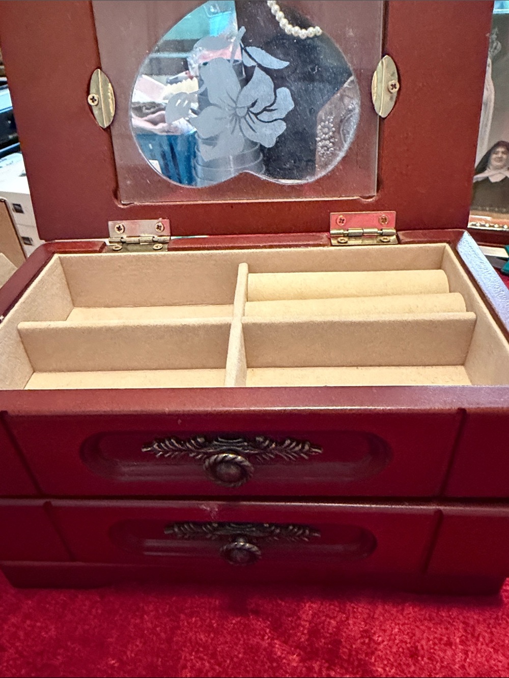 Great vintage Classic cherry wooden Jewelry Box with heart glass etched cover